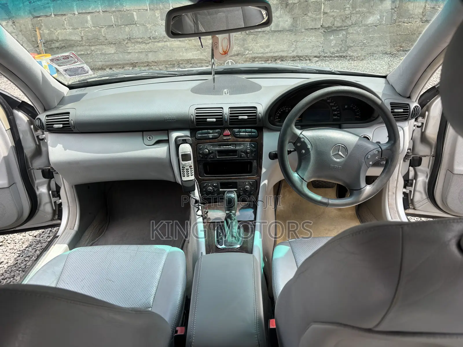 Mercedes-Benz C200 2003 Silver