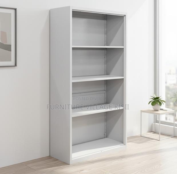 Home Furniture: Wooden Bookshelf Display