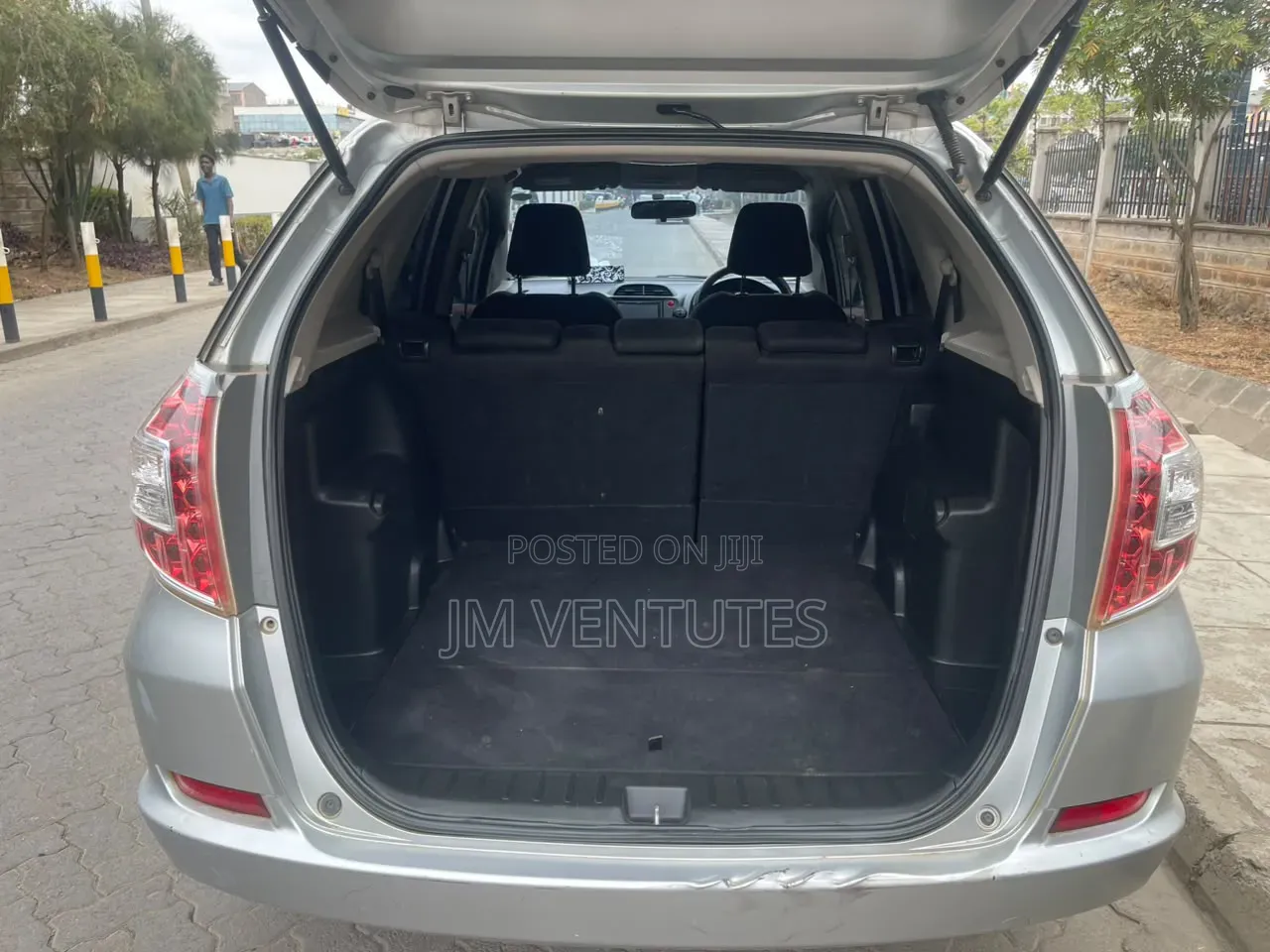 Honda Shuttle 2015 Silver