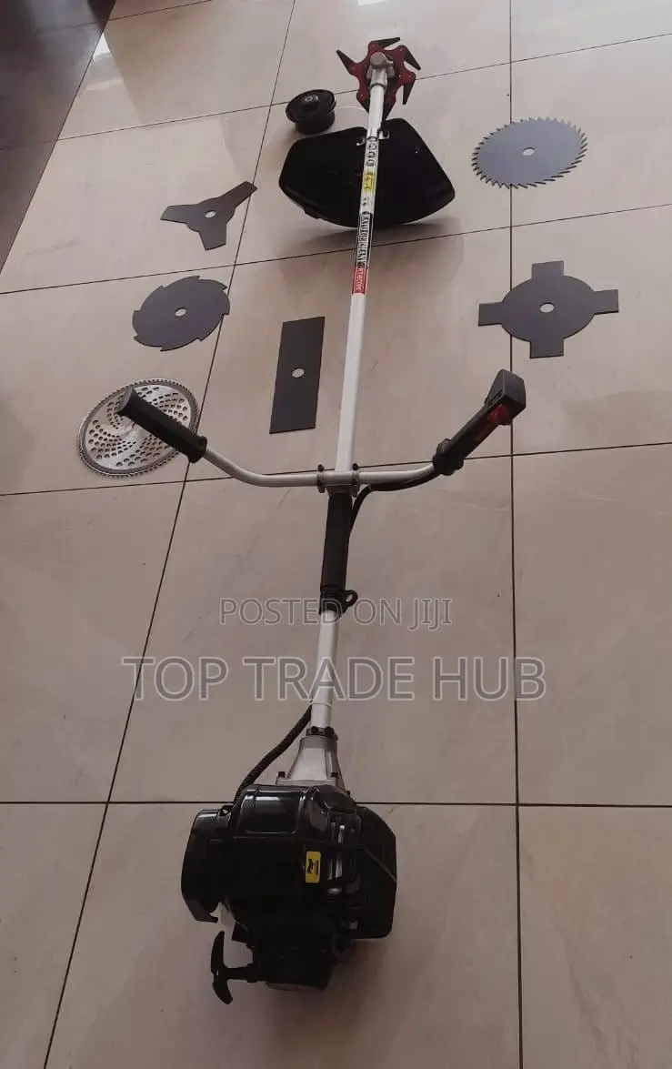 KTBC008 Kato Germany  Grass/Brush Cutter 4 Stroke With 8 BLADES