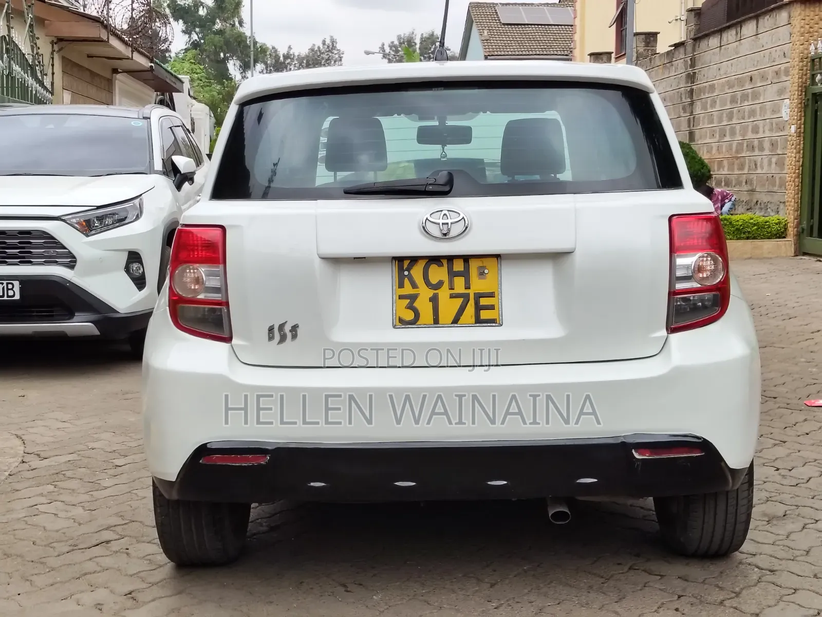 Toyota IST 2009 White
