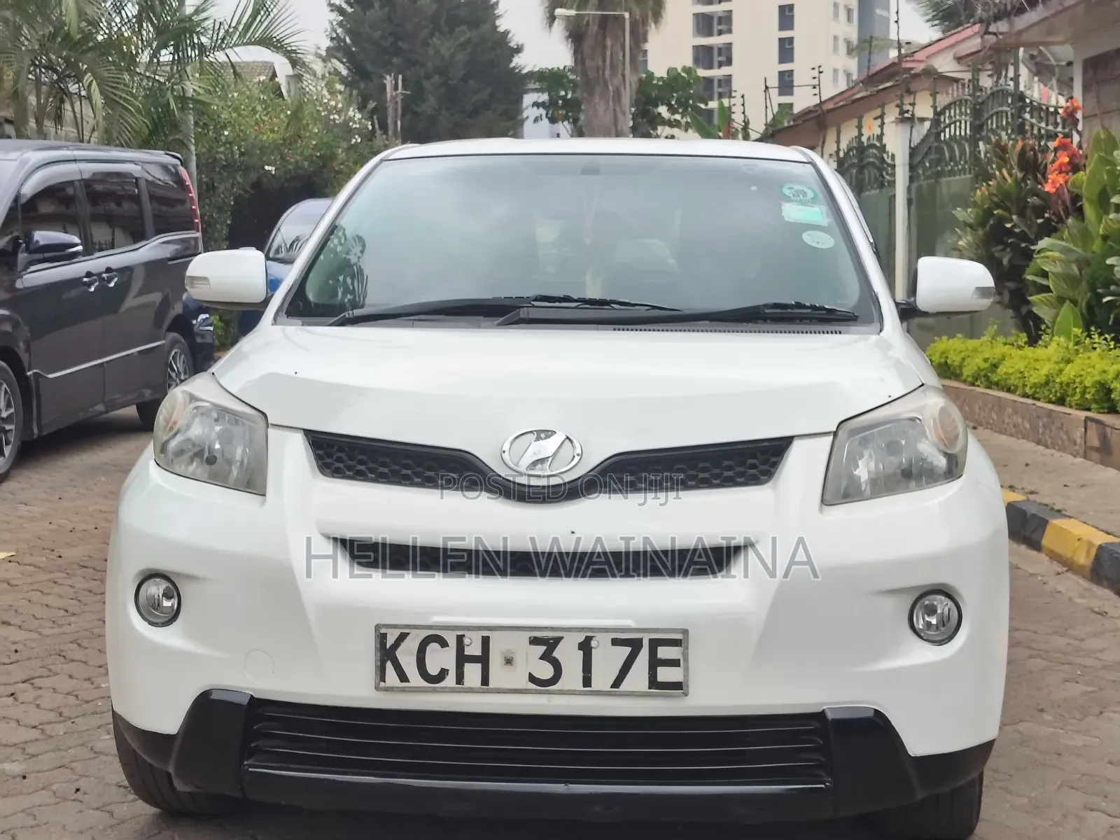 Toyota IST 2009 White