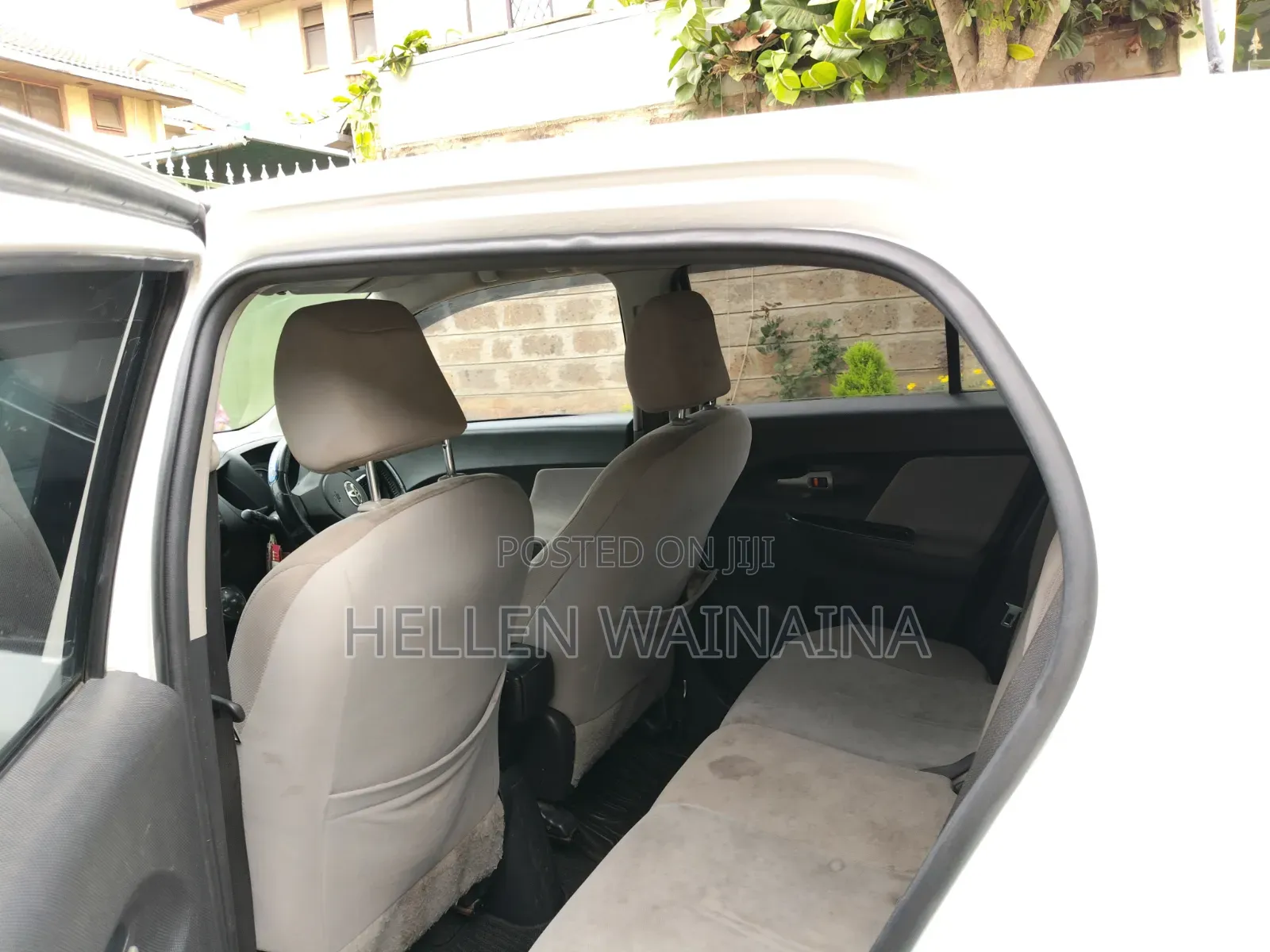 Toyota IST 2009 White