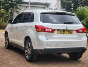 Mitsubishi RVR 2015 White