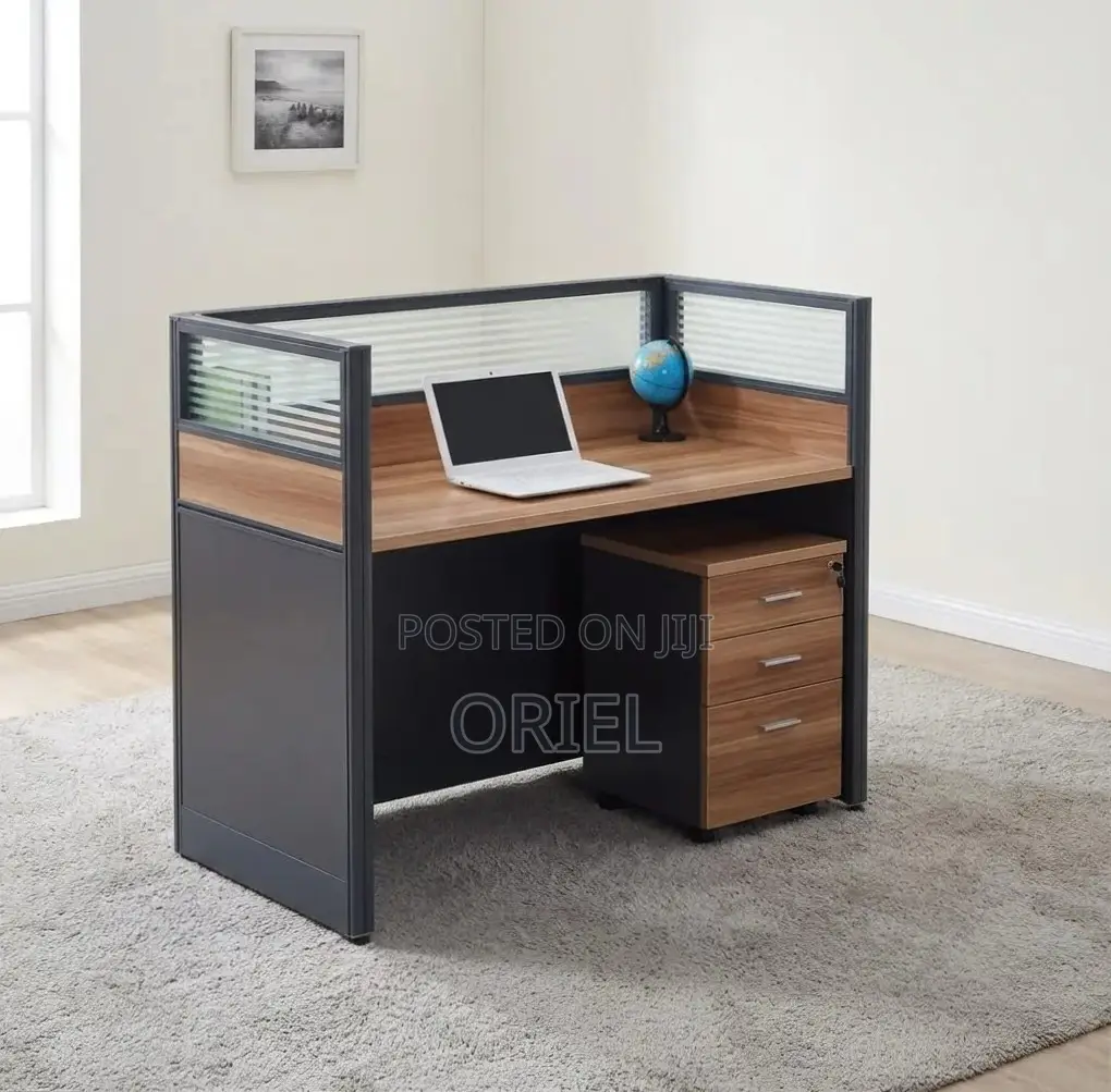 Office Workstation : 1-Seater Staff Workstation