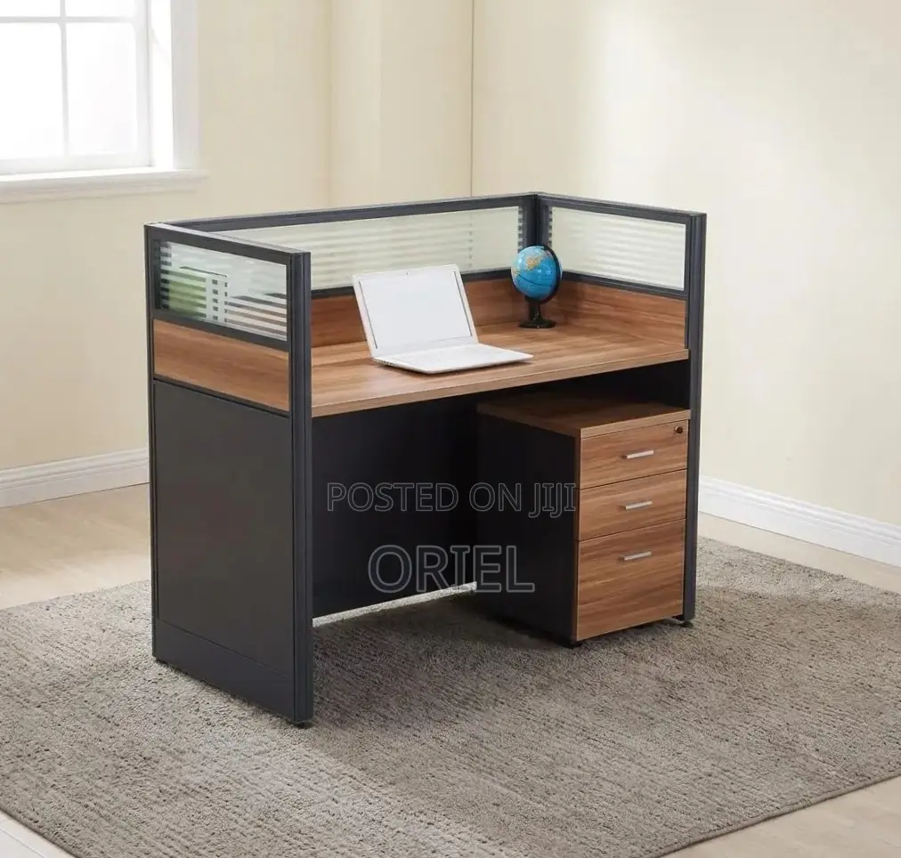 Office Workstation : 1-Seater Staff Workstation