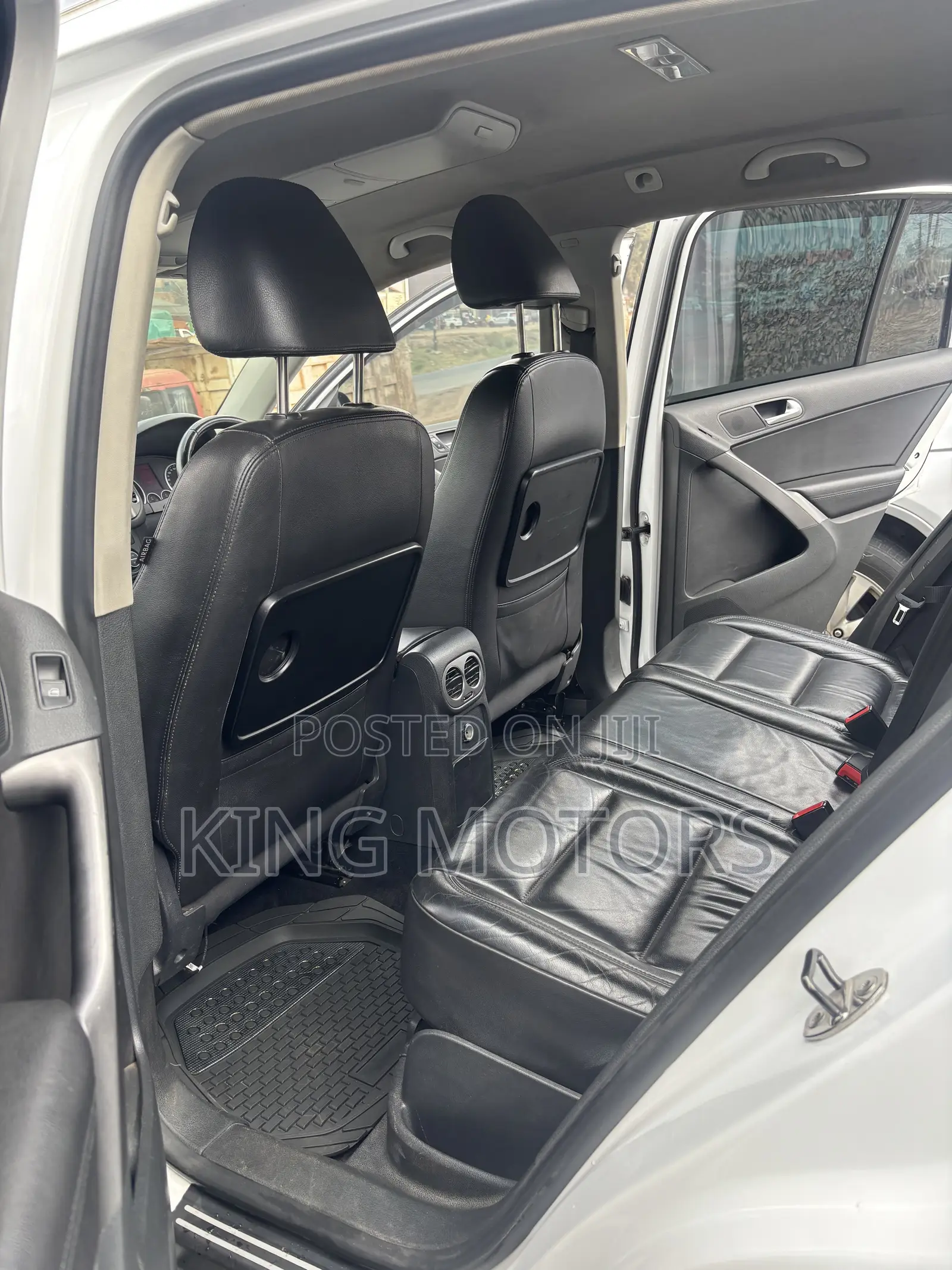 Volkswagen Tiguan 2011 White