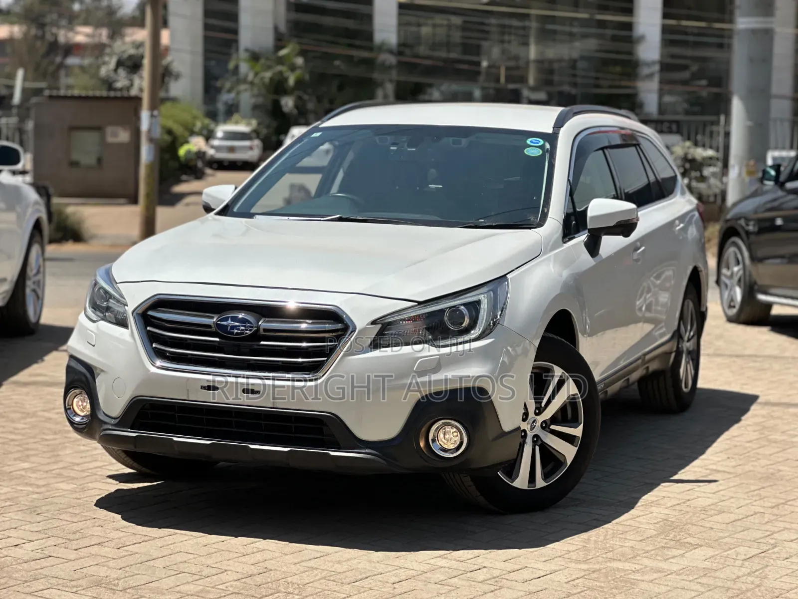 Subaru Outback 2020 White