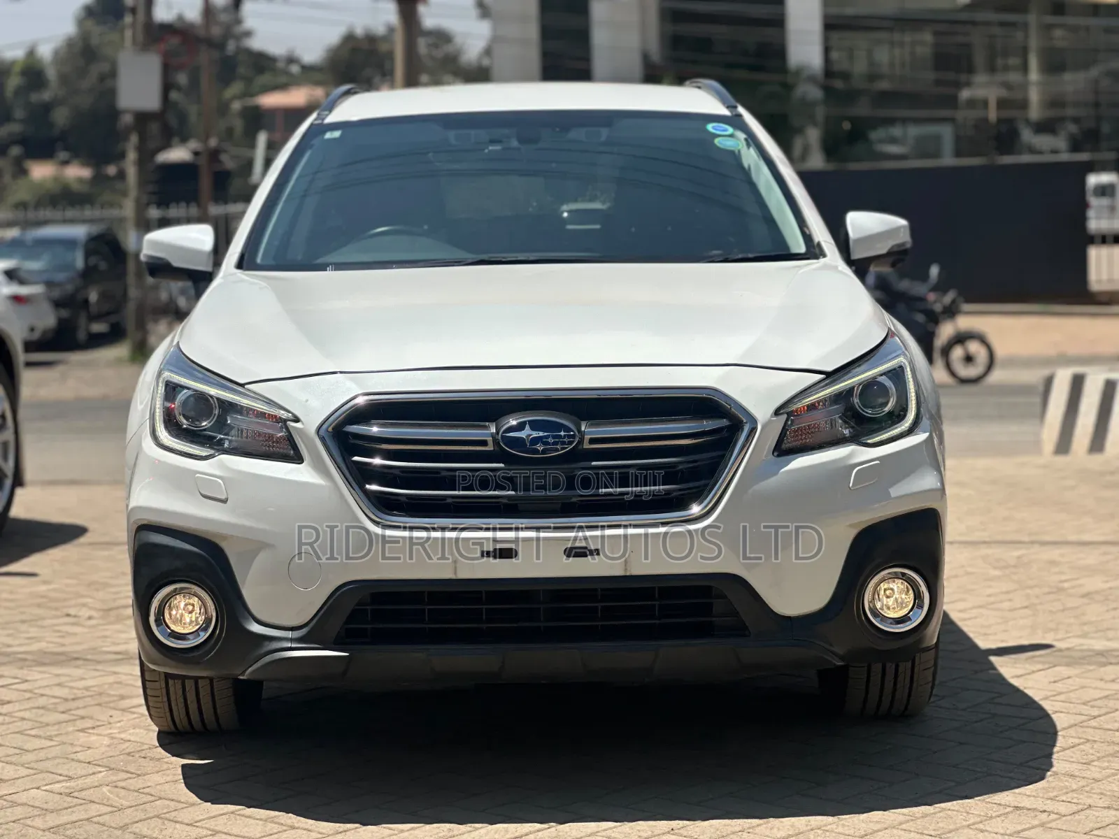 Subaru Outback 2020 White