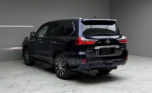 Lexus LX 570 AWD 2019 Blue