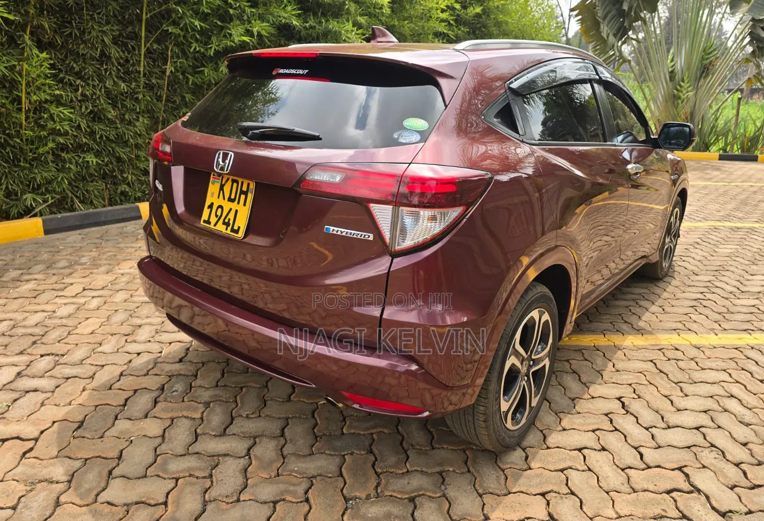 Honda Vezel 1.5 Hybrid 2WD 2015 Maroon