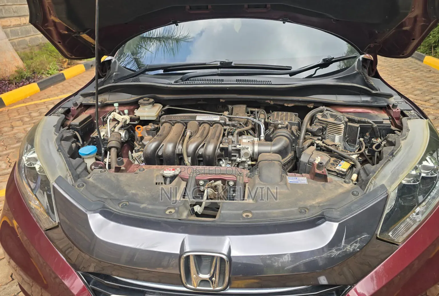 Honda Vezel 1.5 Hybrid 2WD 2015 Maroon