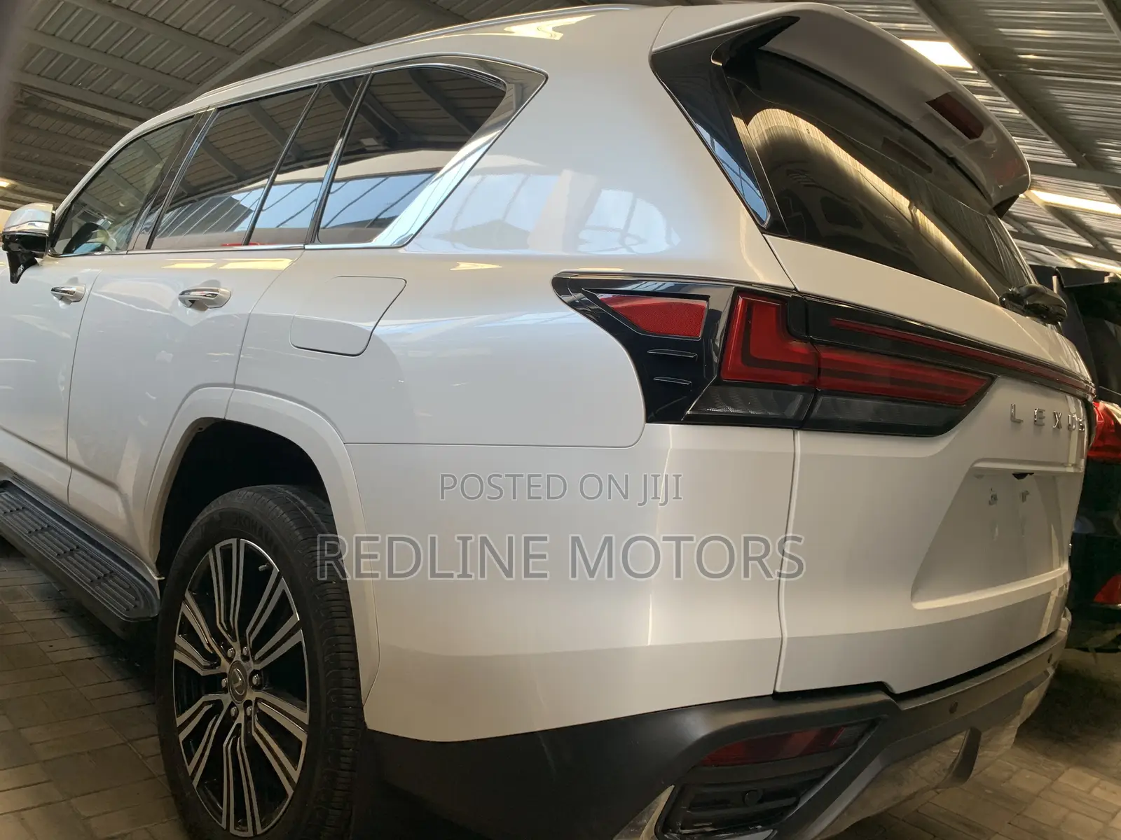 Lexus LX 500d 2023 Off white