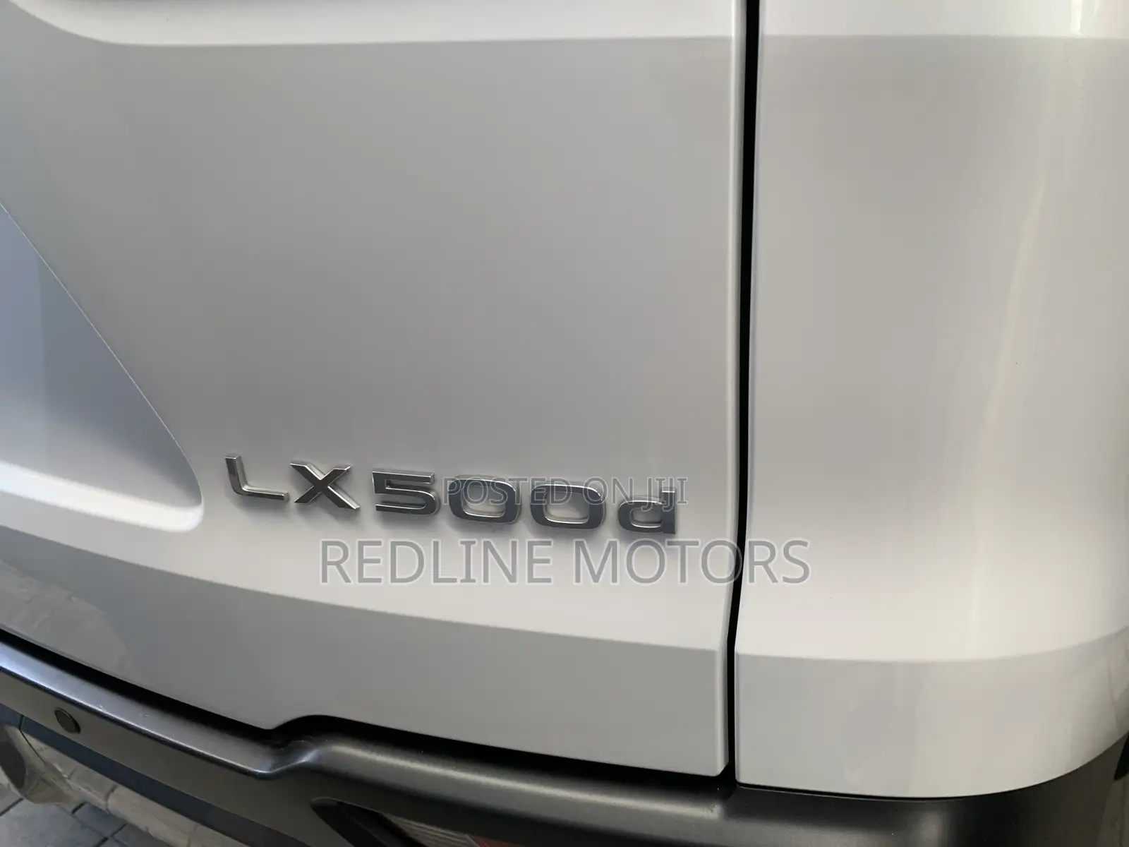 Lexus LX 500d 2023 Off white