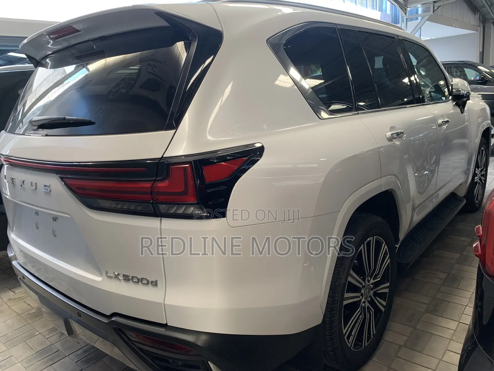 Lexus LX 500d 2023 Off white