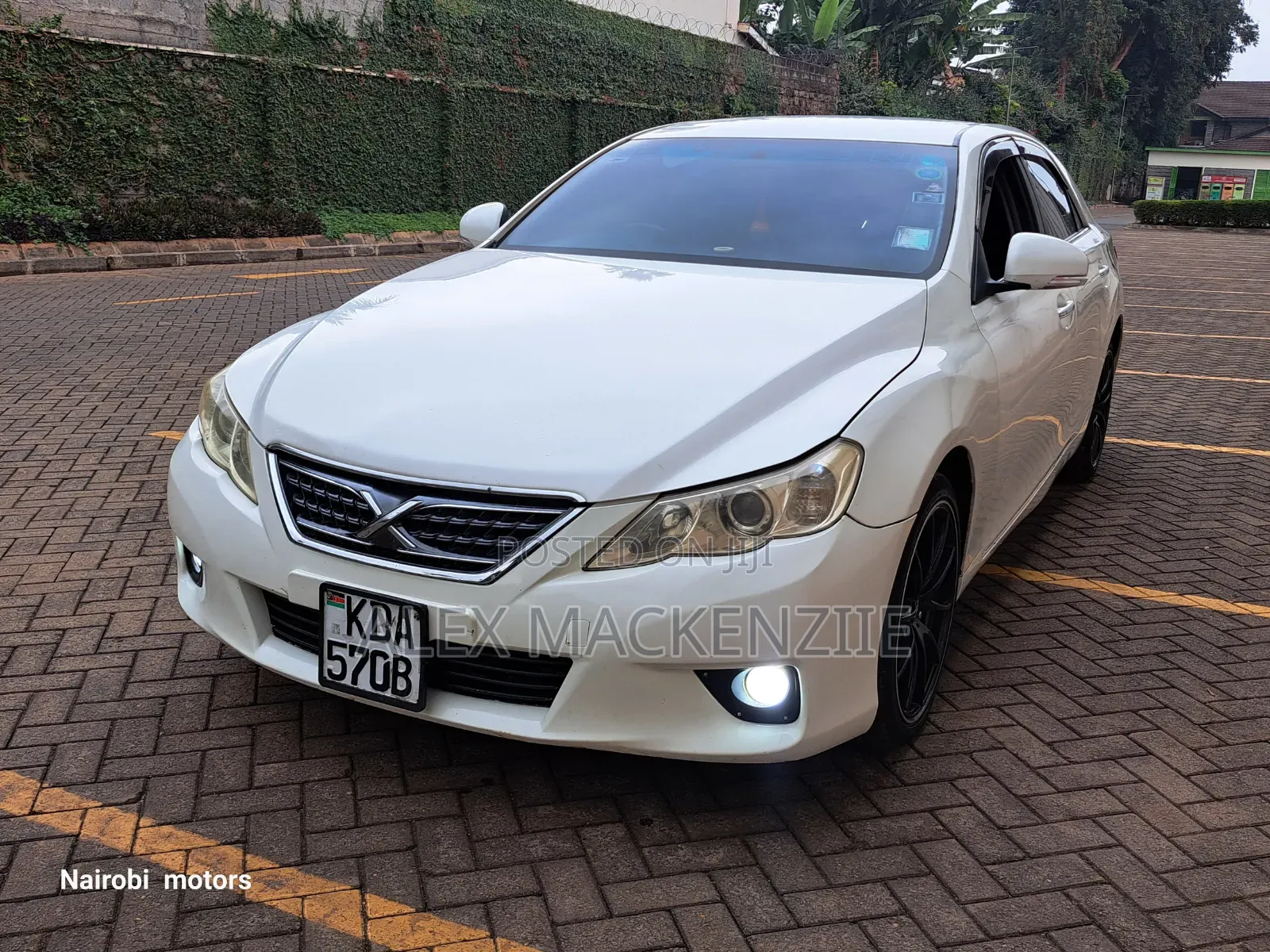 Toyota Mark X 2012 White