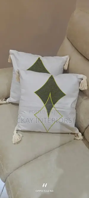 Make Your Interior Feel Alive With Quality Throw Pillows