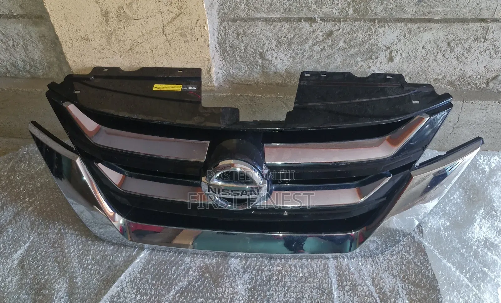 Nissan Serena 2018 Grill