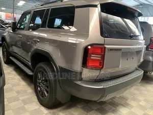 Toyota Land Cruiser Prado 2.7 2024 Gray