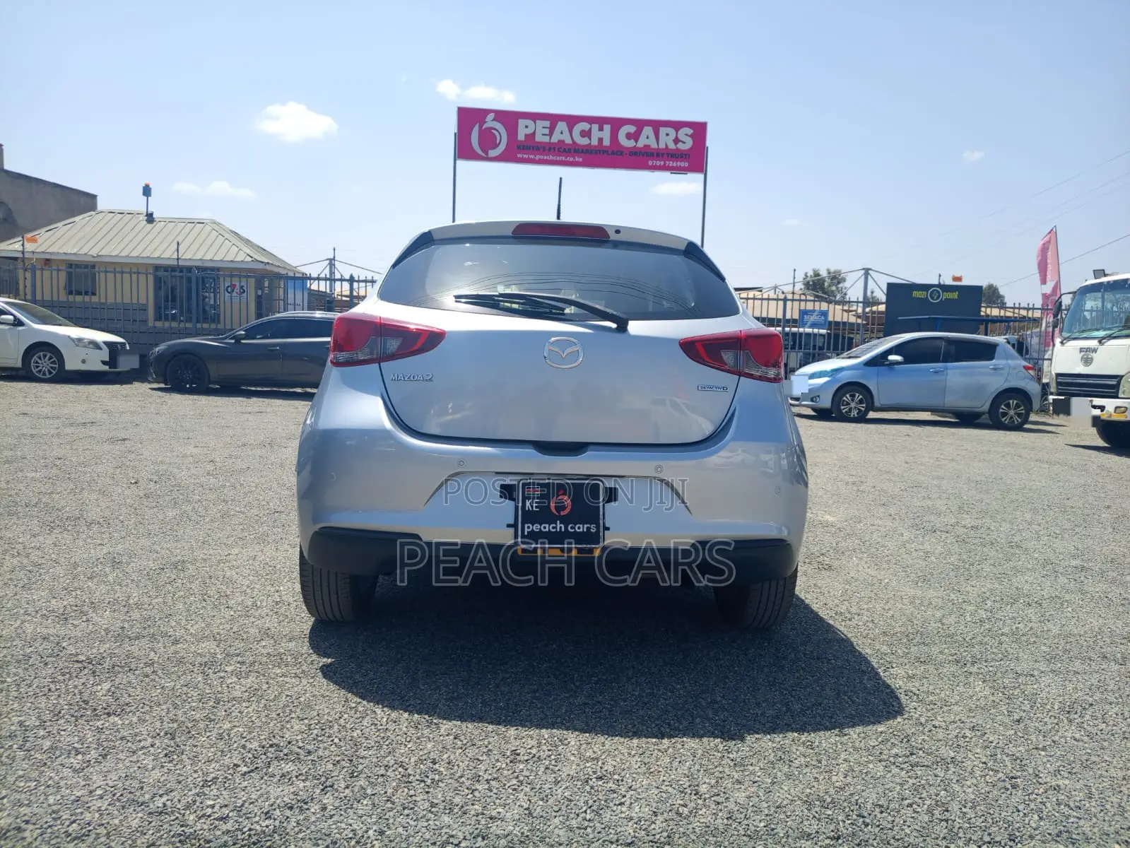 Mazda 2 2020 Silver