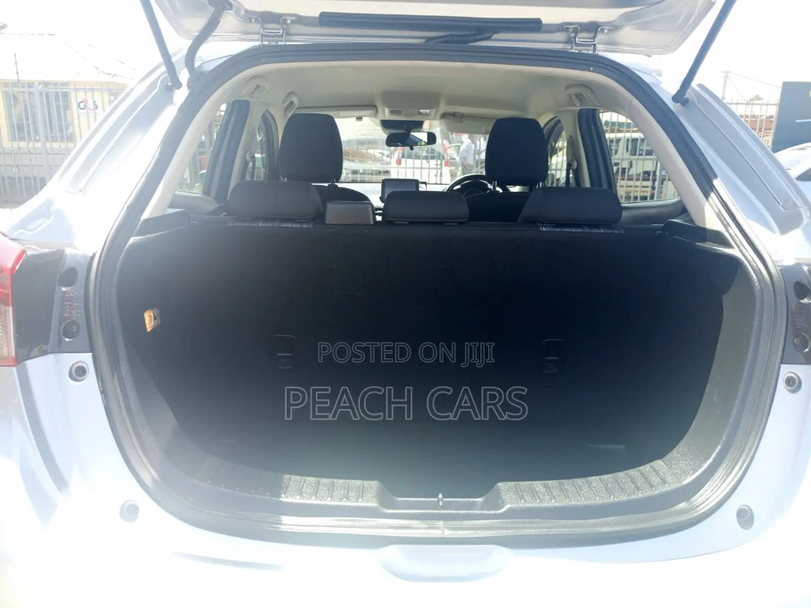Mazda 2 2020 Silver