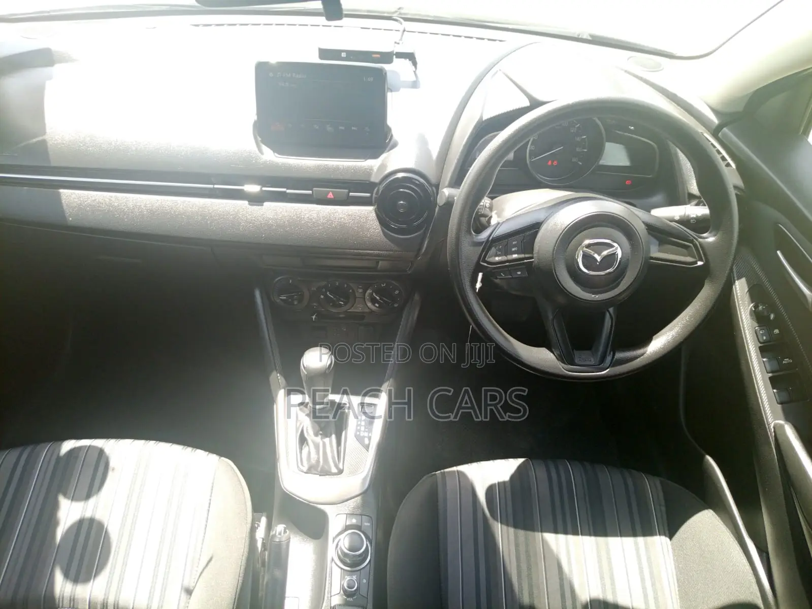 Mazda 2 2020 Silver
