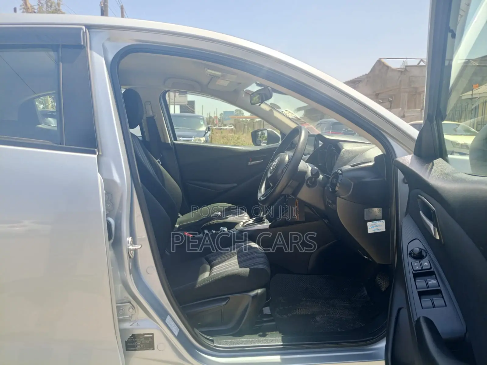 Mazda 2 2020 Silver