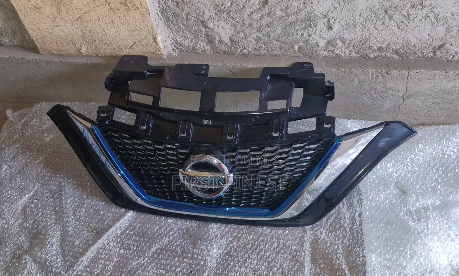 Nissan Note 2018 Hybrid Grill