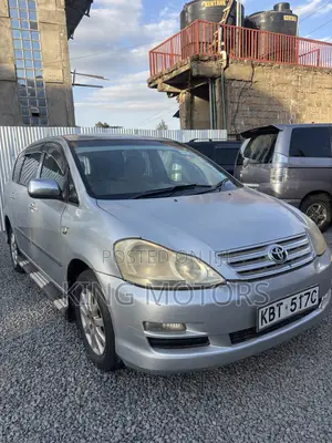 Toyota Ipsum 2005 Silver
