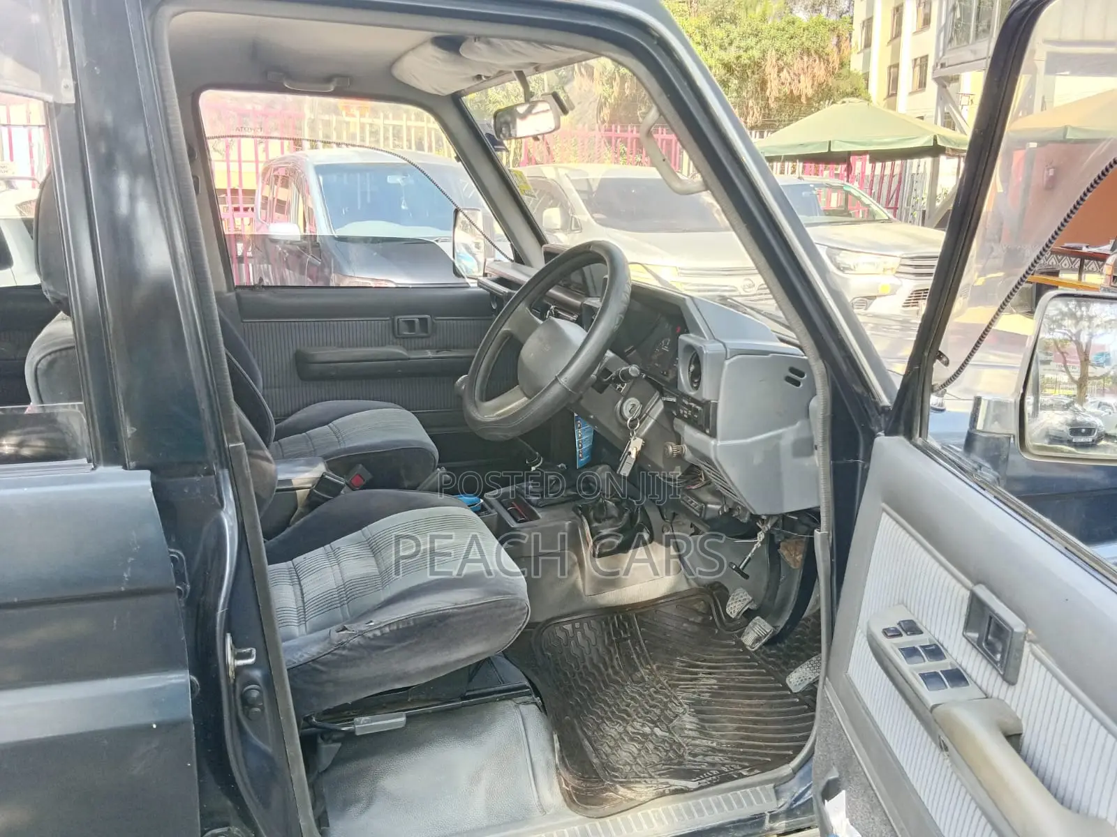 Toyota Land Cruiser Prado 1997 Gray