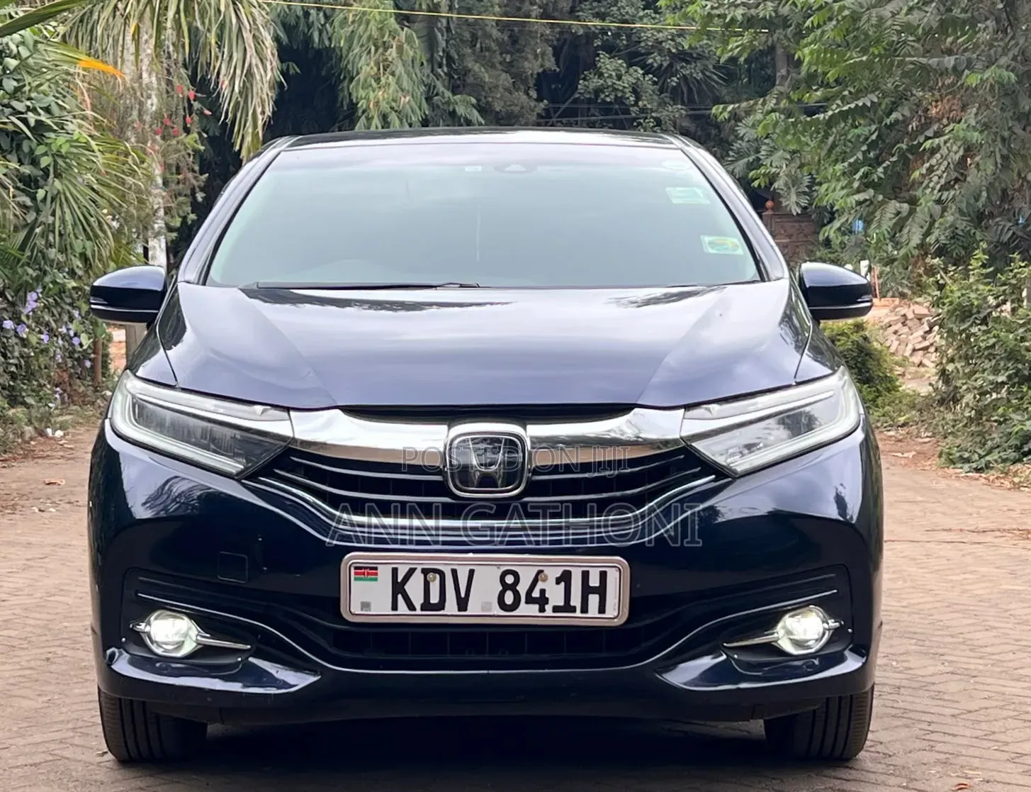 Honda Fit Shuttle 2018 Blue