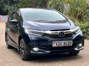 Honda Fit Shuttle 2018 Blue