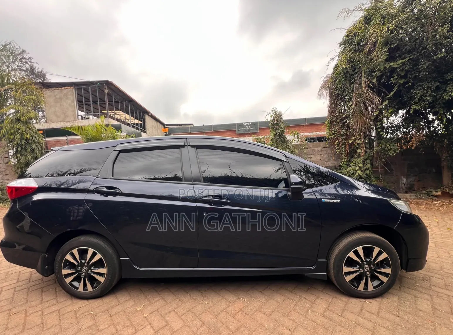 Honda Fit Shuttle 2018 Blue