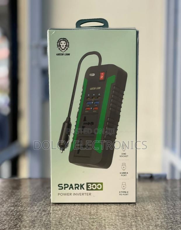 Green Lion Spark 300 Power Inveter