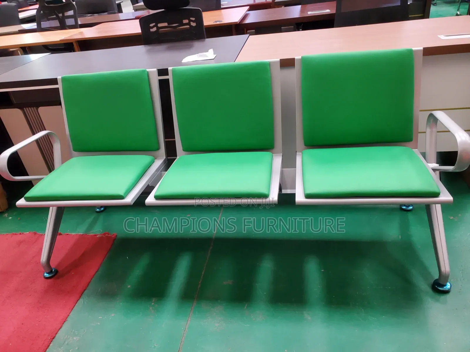 Green 3-Seater Airport Link Chair