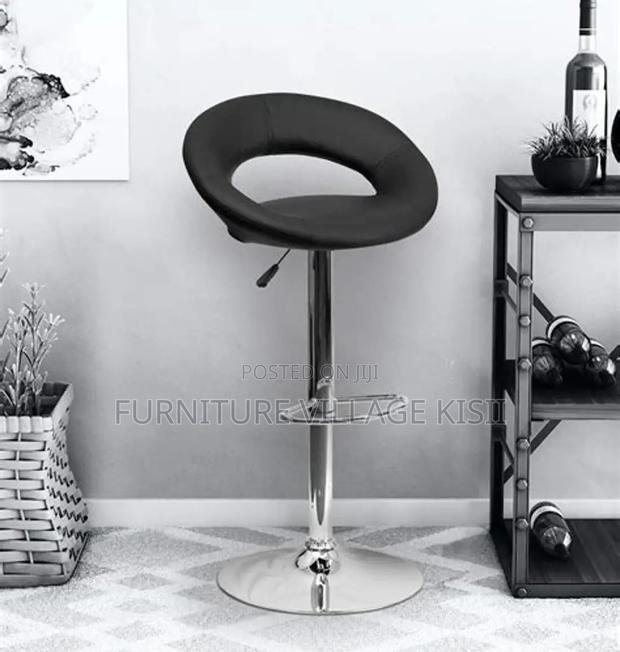 Office Chair: Adjustable Swivel Barstool - thumbnail 9