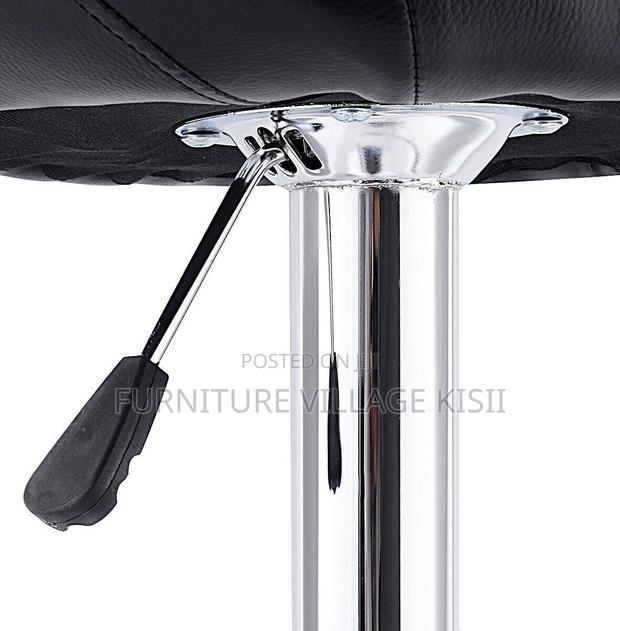 Office Chair: Adjustable Swivel Barstool - thumbnail 5