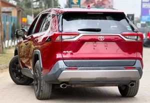 Toyota RAV4 2020 Maroon