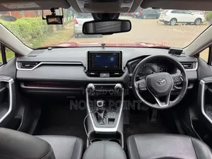 Toyota RAV4 2020 Maroon