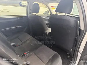 Toyota Corolla Fielder 2016 Silver