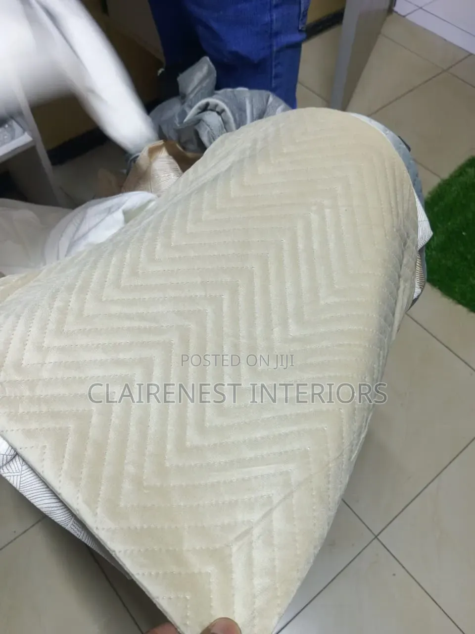 Add a Touch of Homey Charm With Classy Throw Pillow Cases