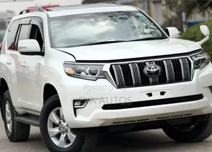 Toyota Land Cruiser Prado 2019 White