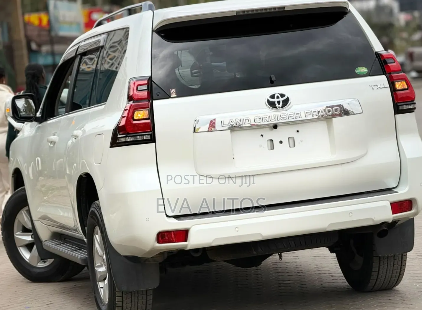 Toyota Land Cruiser Prado 2019 White