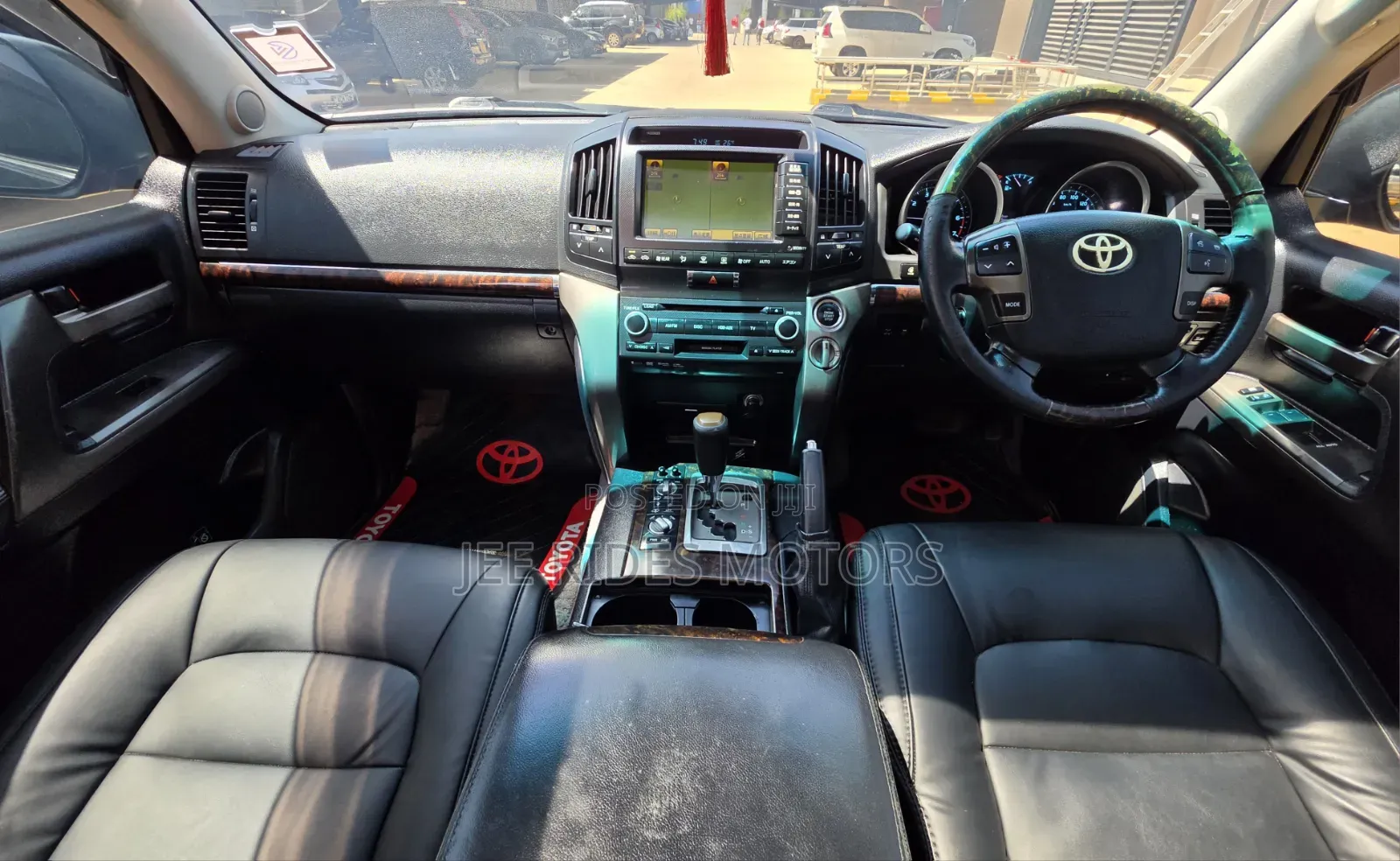 Toyota Land Cruiser 2011 Burgundy