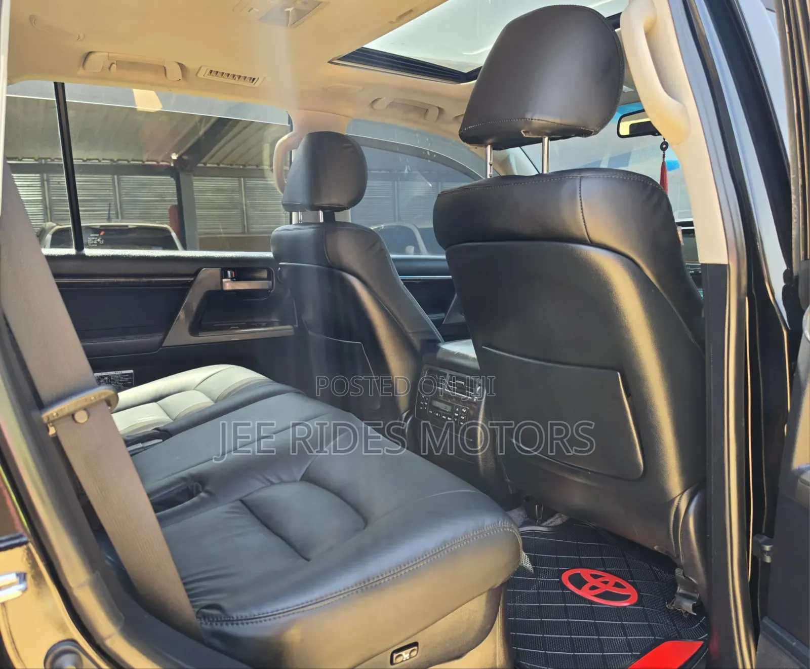 Toyota Land Cruiser 2011 Burgundy