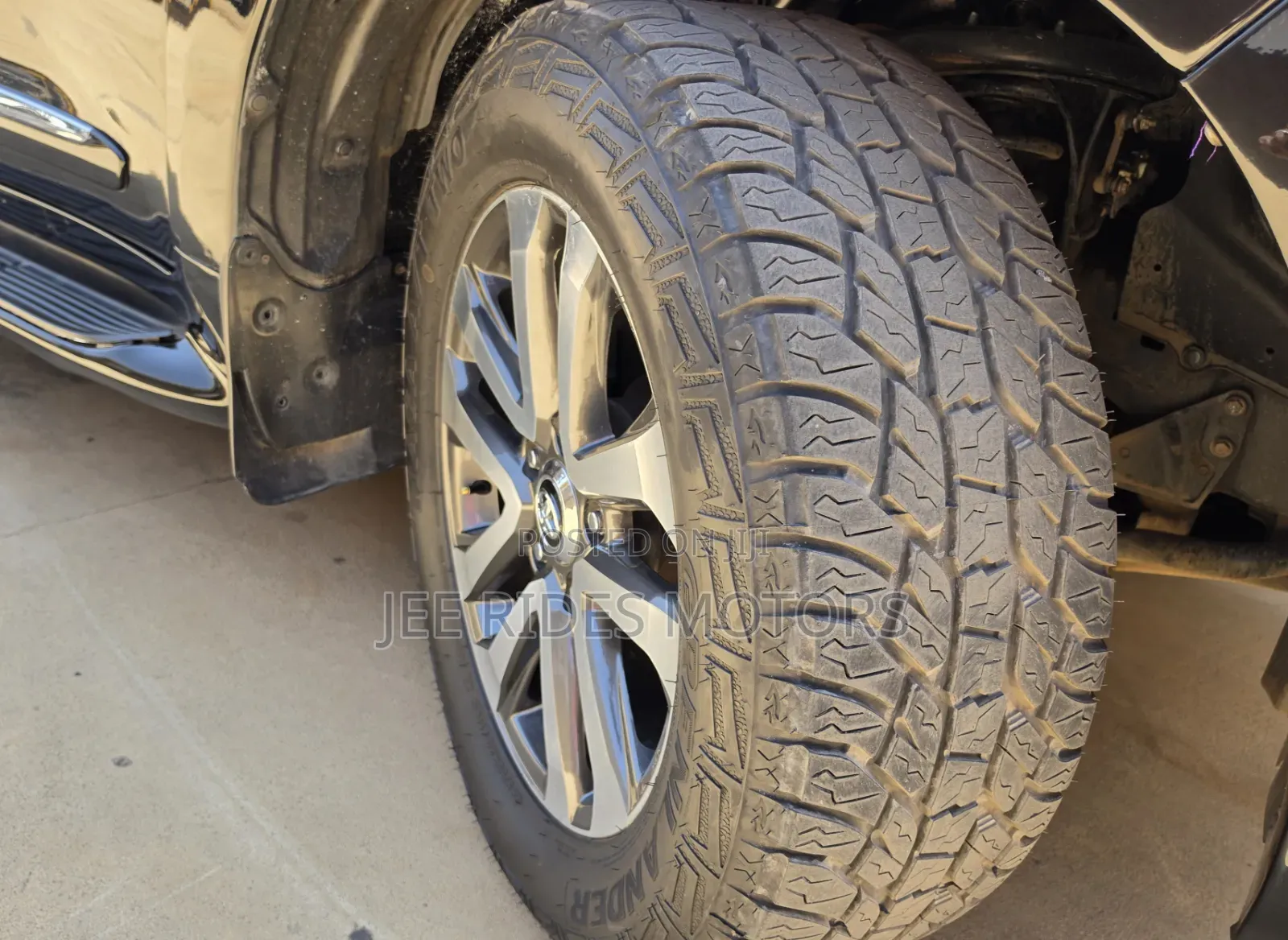 Toyota Land Cruiser 2011 Burgundy