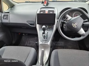 Toyota Auris 2011 Black
