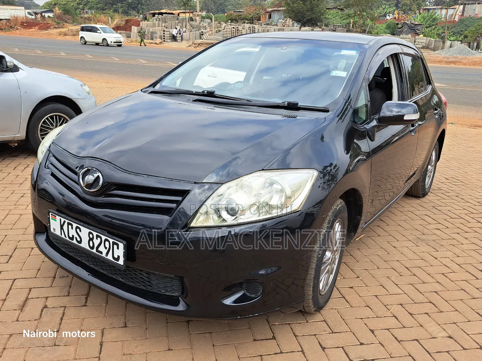 Toyota Auris 2011 Black