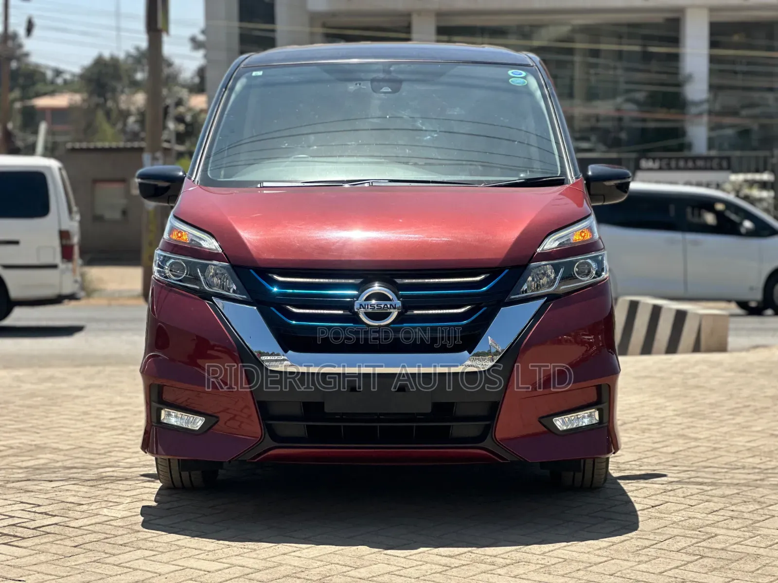Nissan Serena 2019 Maroon