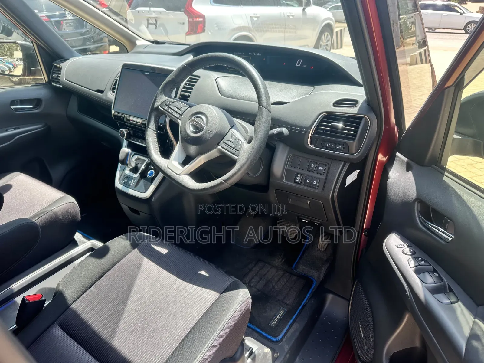 Nissan Serena 2019 Maroon